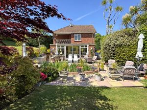 Photo 31- click for photo gallery